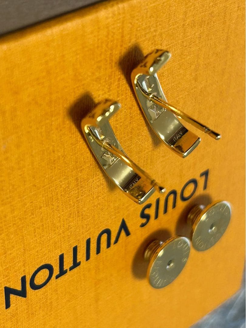 ルイヴィトン　ピアス・ナノグラムM01242