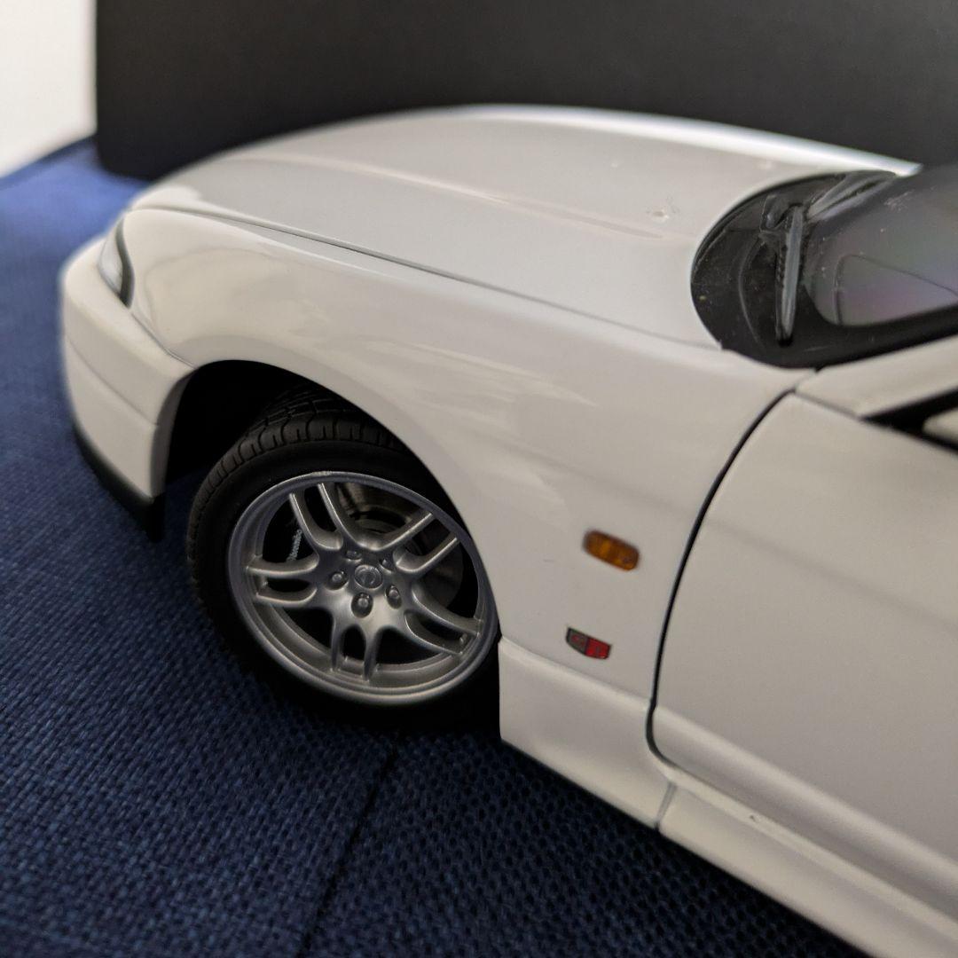 オートアート R33 スカイライン GT-R 1/18 R32 R34