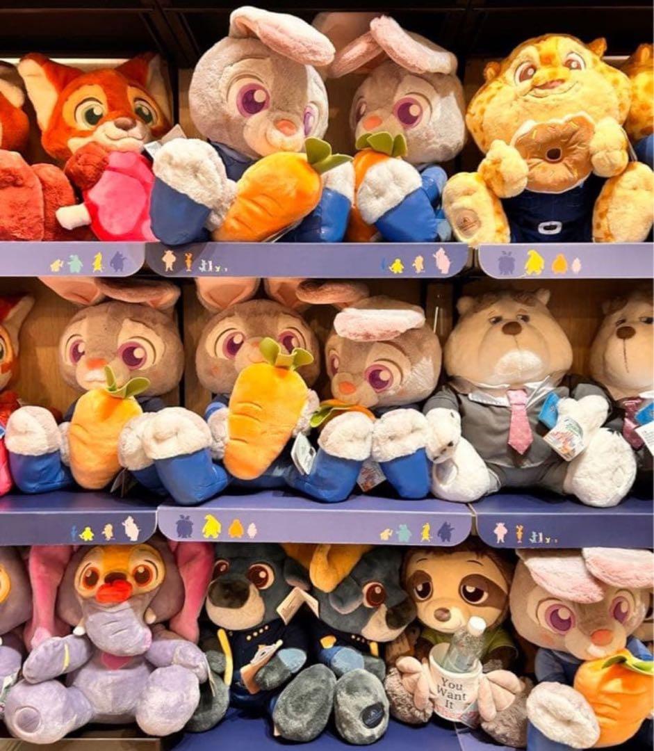 上海ディズニー　ズートピア　クロウハウザー　大きい　ぬいぐるみ　新品タグ付き