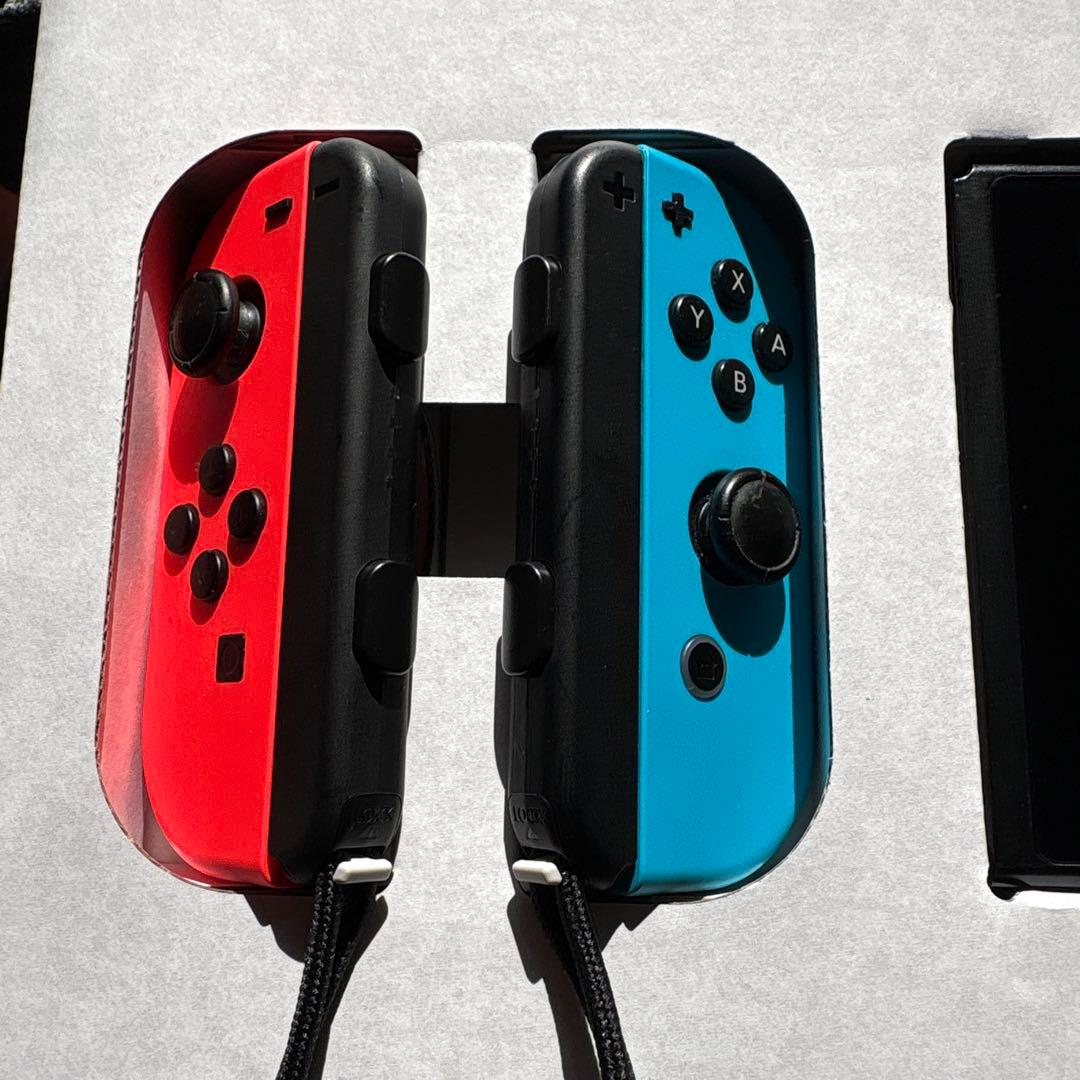 Nintendo Switch 本体5年使用Joy-Con左不具合あり傷汚れあり