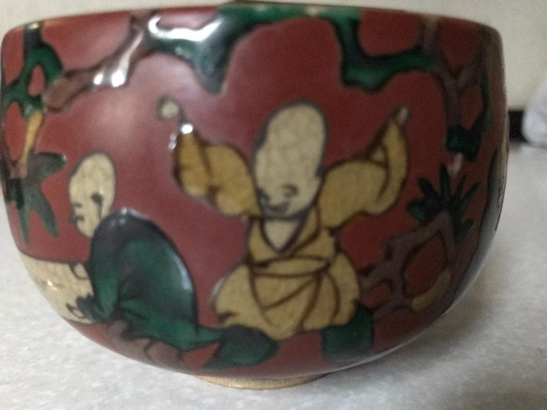 ■ 九谷　唐子梅 ■　箱付き