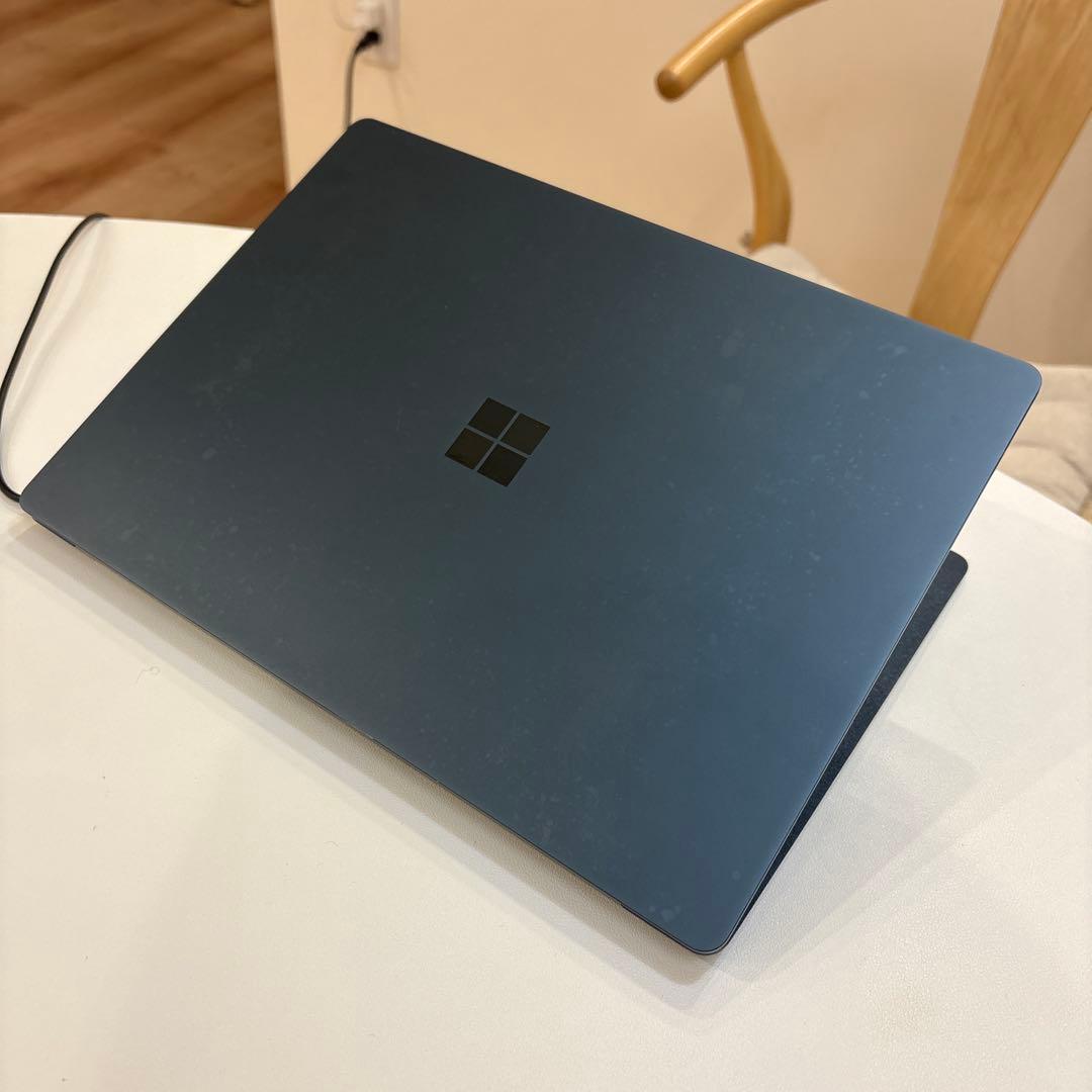 Microsoft Surface Laptop Microsoftアプリ有