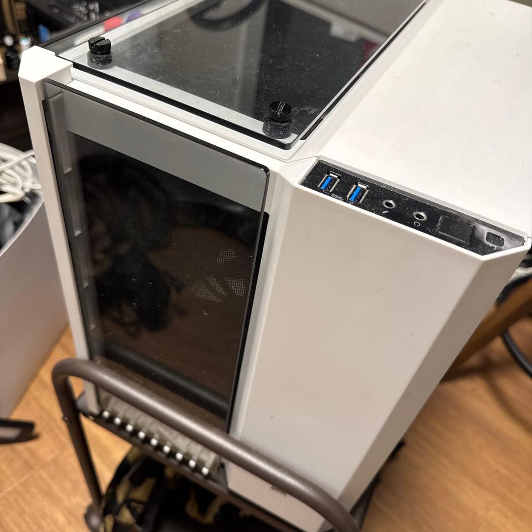 Corsair Crystal 280x PCケース