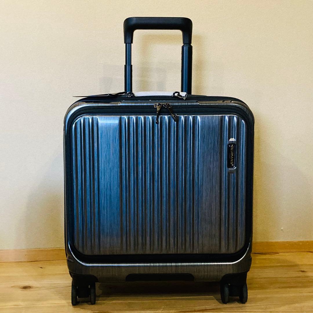 新品　未使用品　バーマス　スーツケース　33L 参考価格30,800円