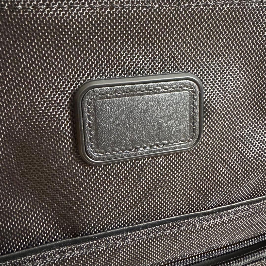 美品　TUMI コンパクト　4ウィール　キャリーケース　黒　出張　ビジネス