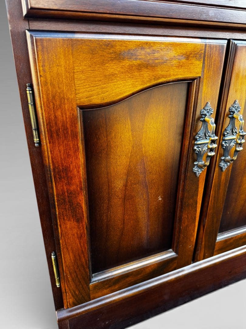 カリモク コロニアル キャビネット 花台 チェスト アンティーク調　約9.3万