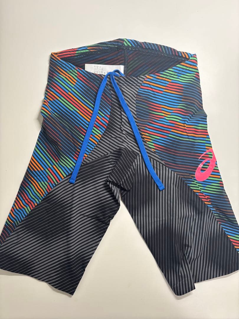 ASICS 競泳水着 マルチカラー ストライプ