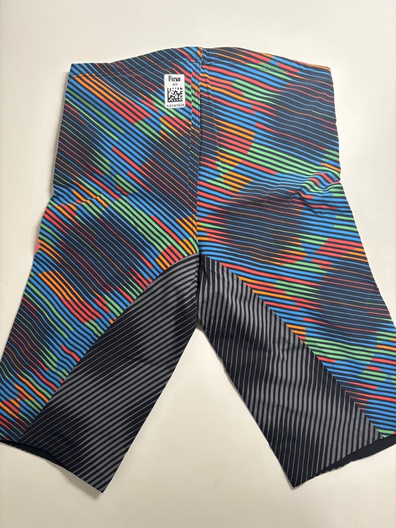 ASICS 競泳水着 マルチカラー ストライプ