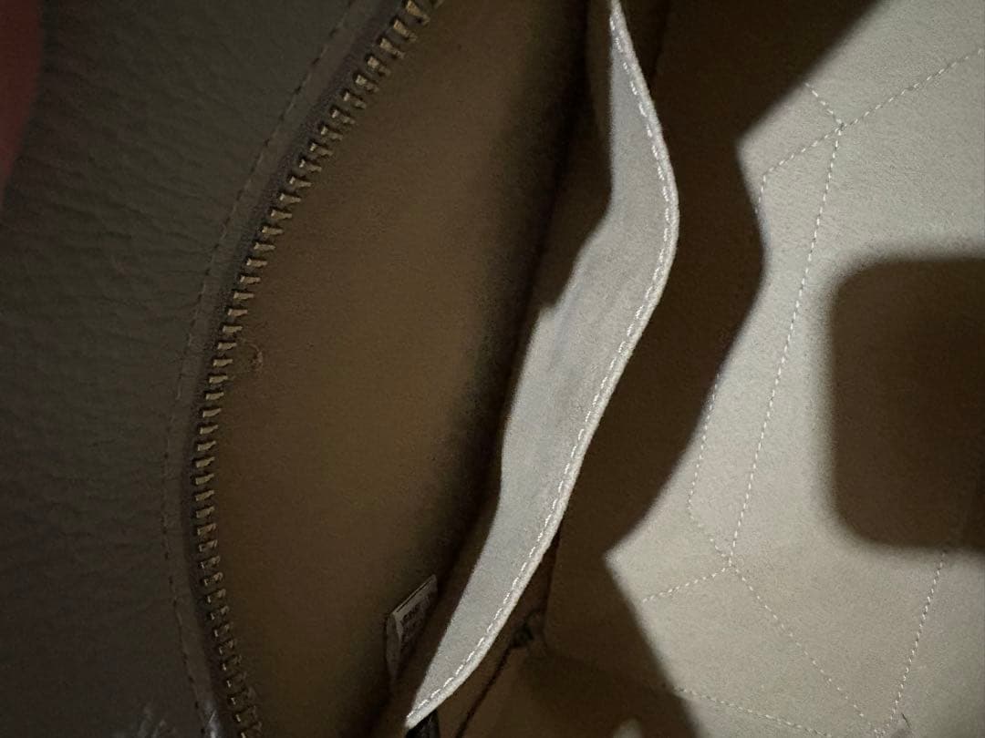 FURLA ベージュグレー レザー ショルダーバッグ