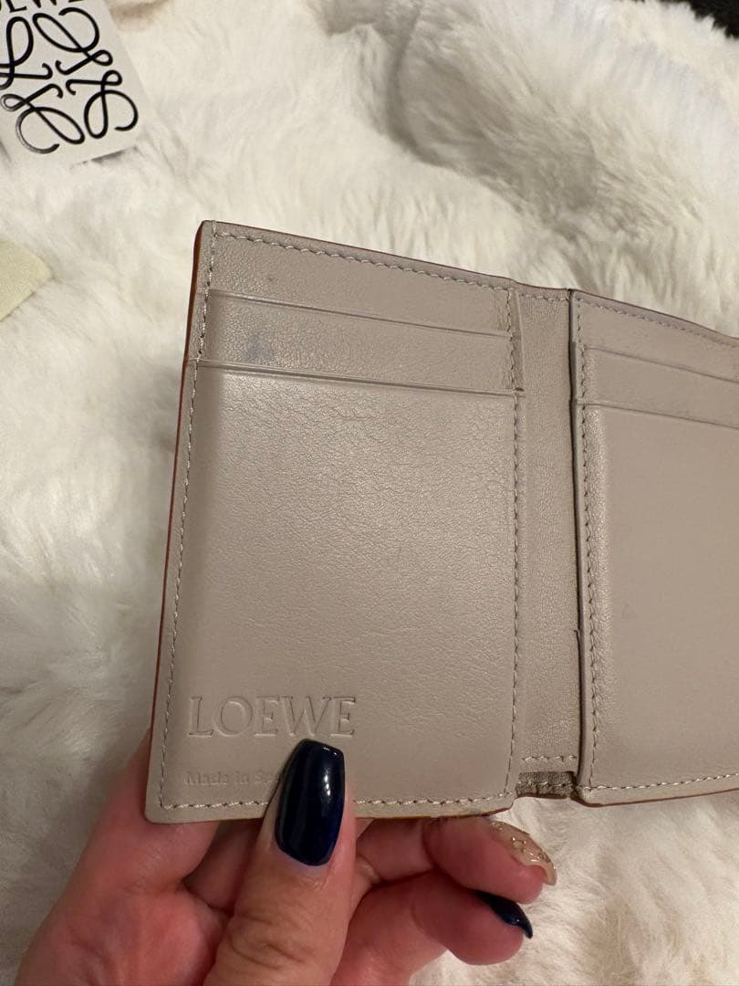 LOEWE 三つ折り財布 グレー