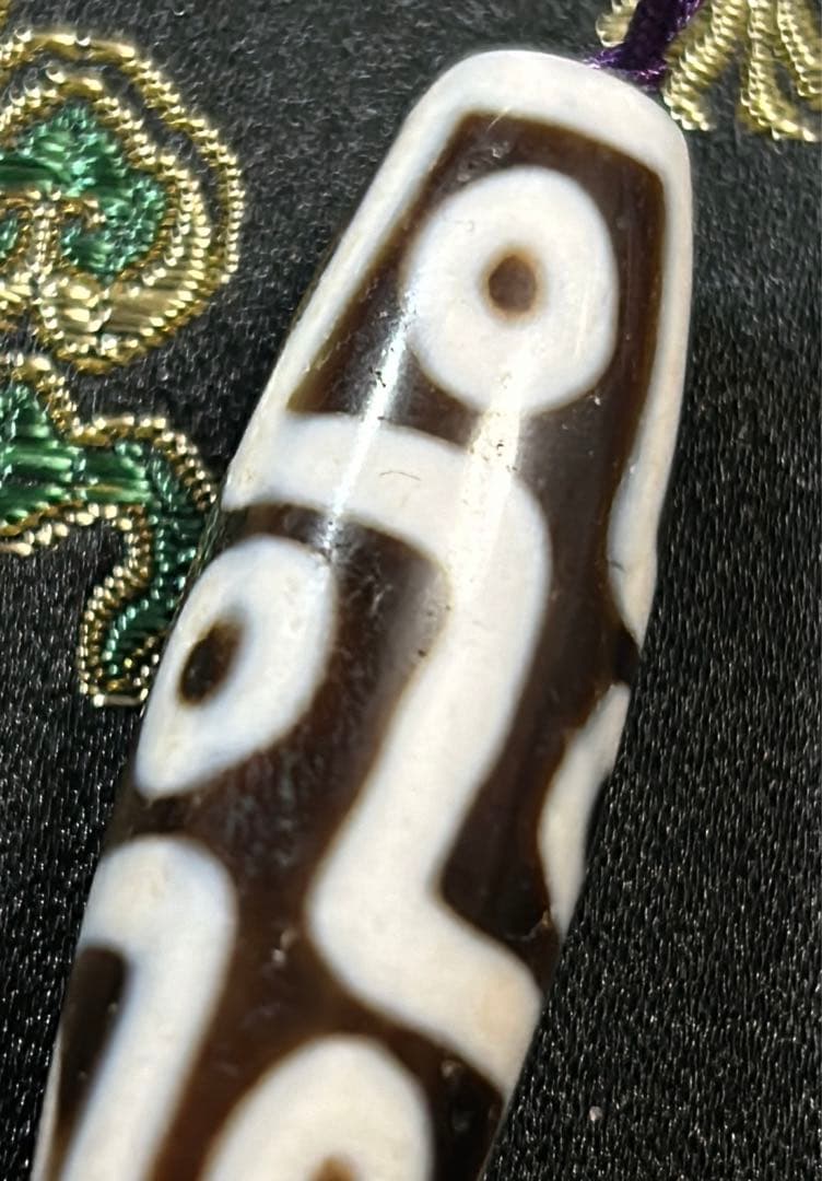 九眼天珠　ハンドメイド品／送料込　匿名発送／チベット　天珠　お守り