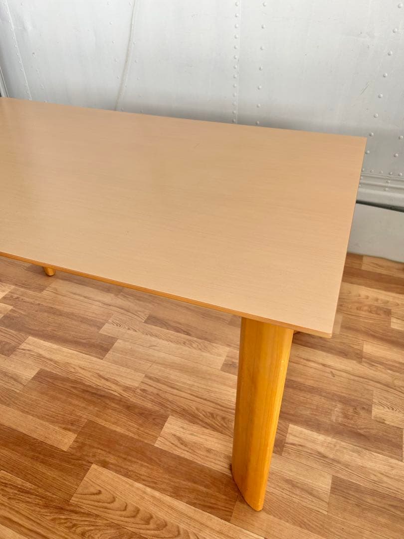 667 大塚家具 ダイニングテーブル　北欧風 モダン ナチュラル 幅135 a