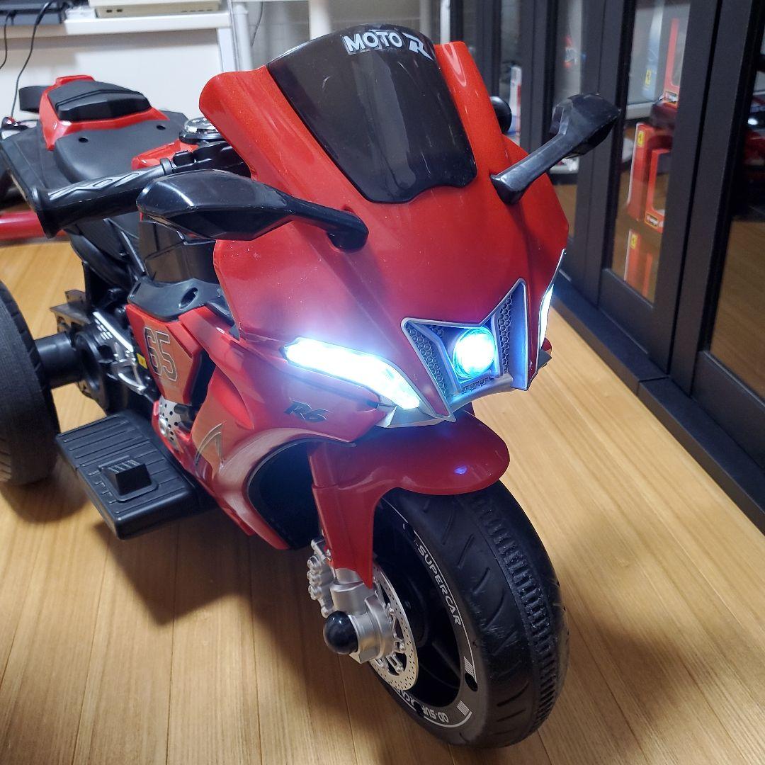 子供乗用三輪　電動バイク レッド