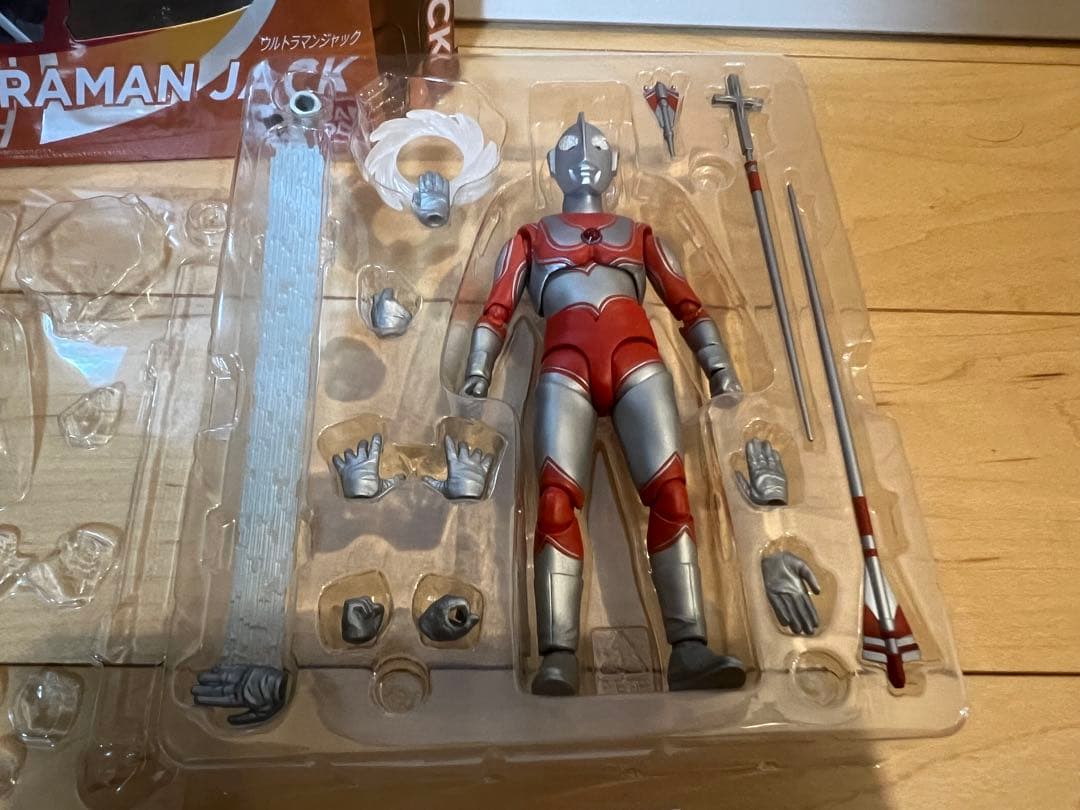 A*A様 ウルトラマンジャック　S.H.Figuarts 青いカラータイマー欠品