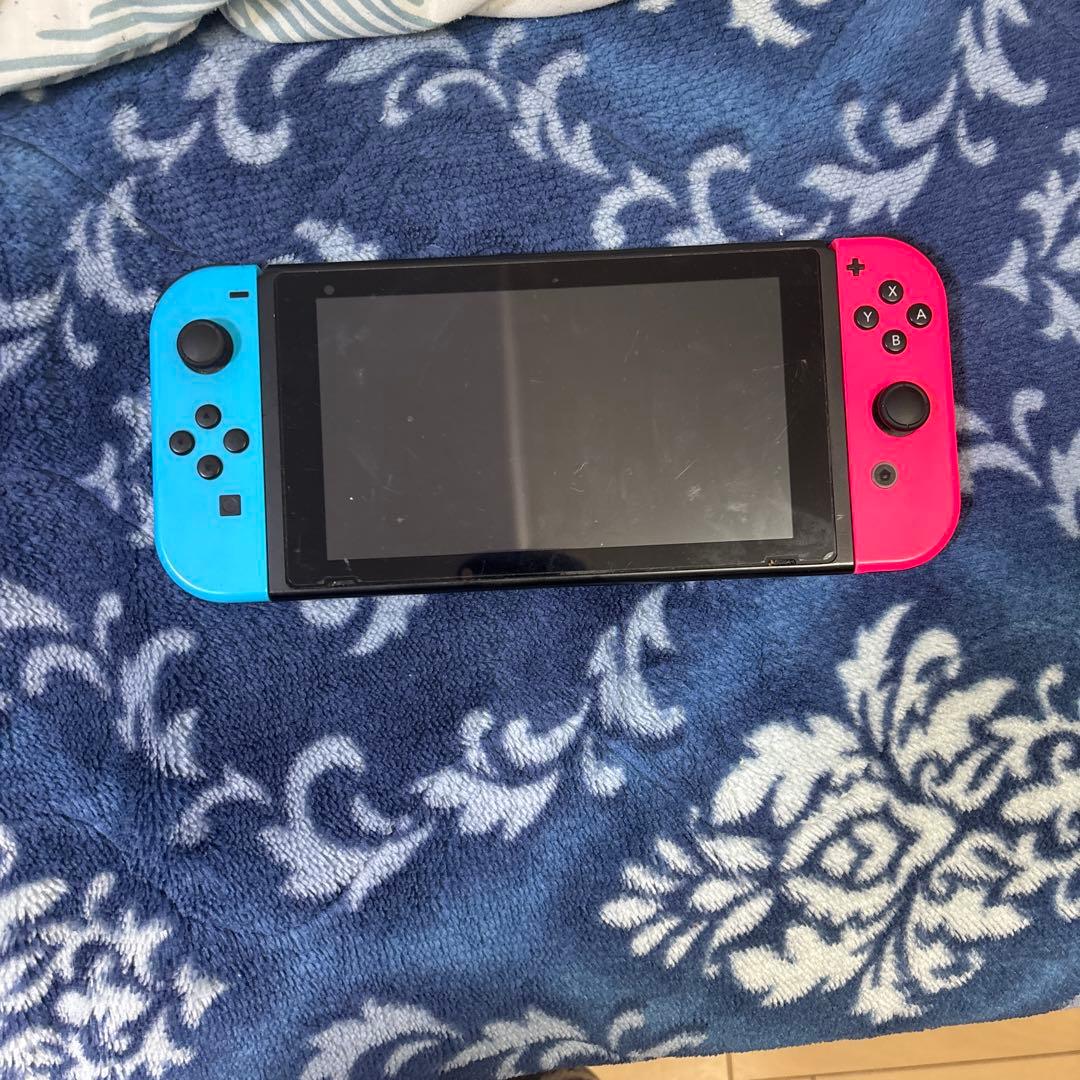 任天堂スィッチ　本体　ケース