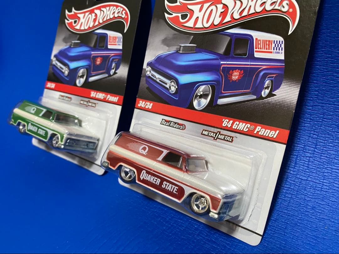 Hot Wheels '64 GMC Panel 2台セット