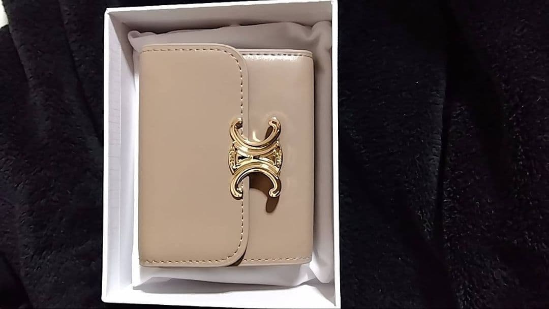 CELINE ベージュ 三つ折り財布　並行輸入品