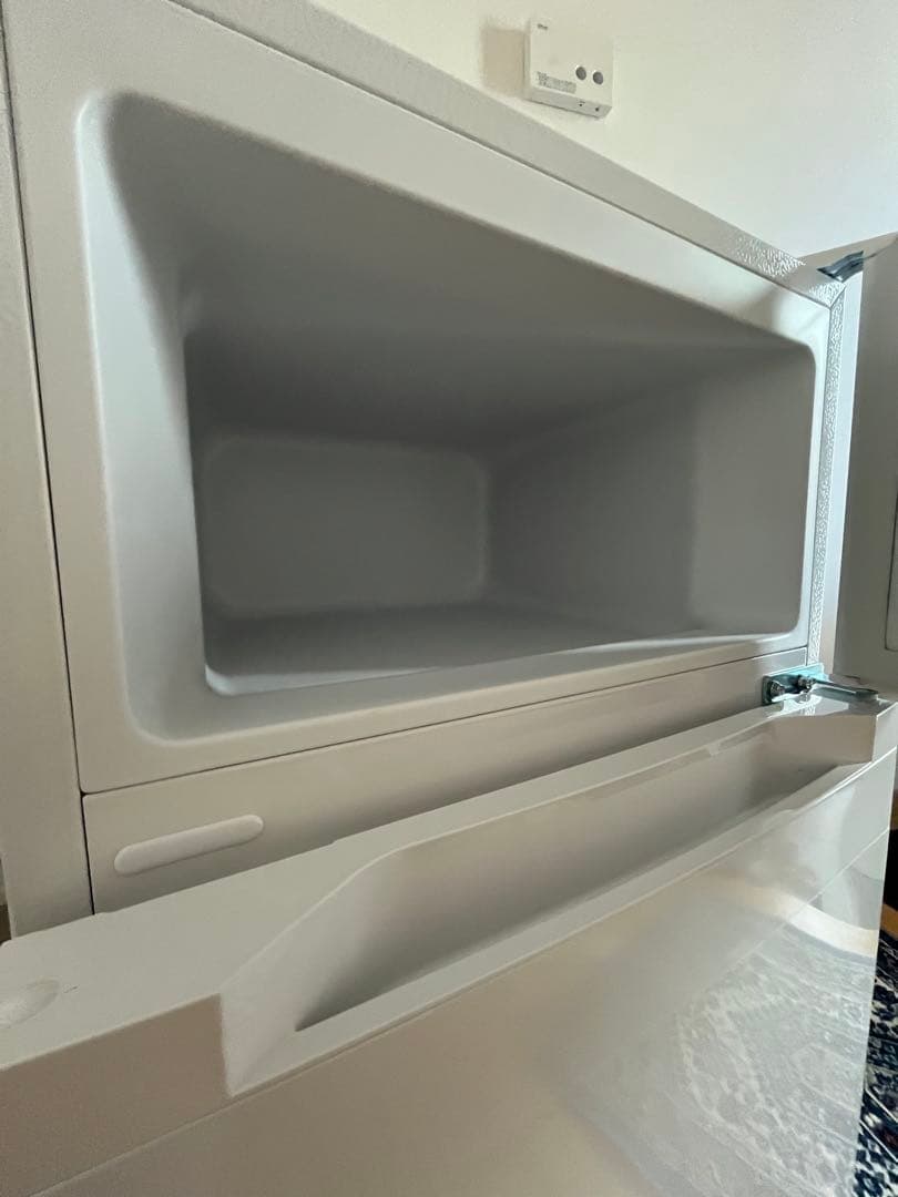 【美品】アイリスオーヤマ 冷蔵庫 PRC-B092D-W（2025年製） 87L