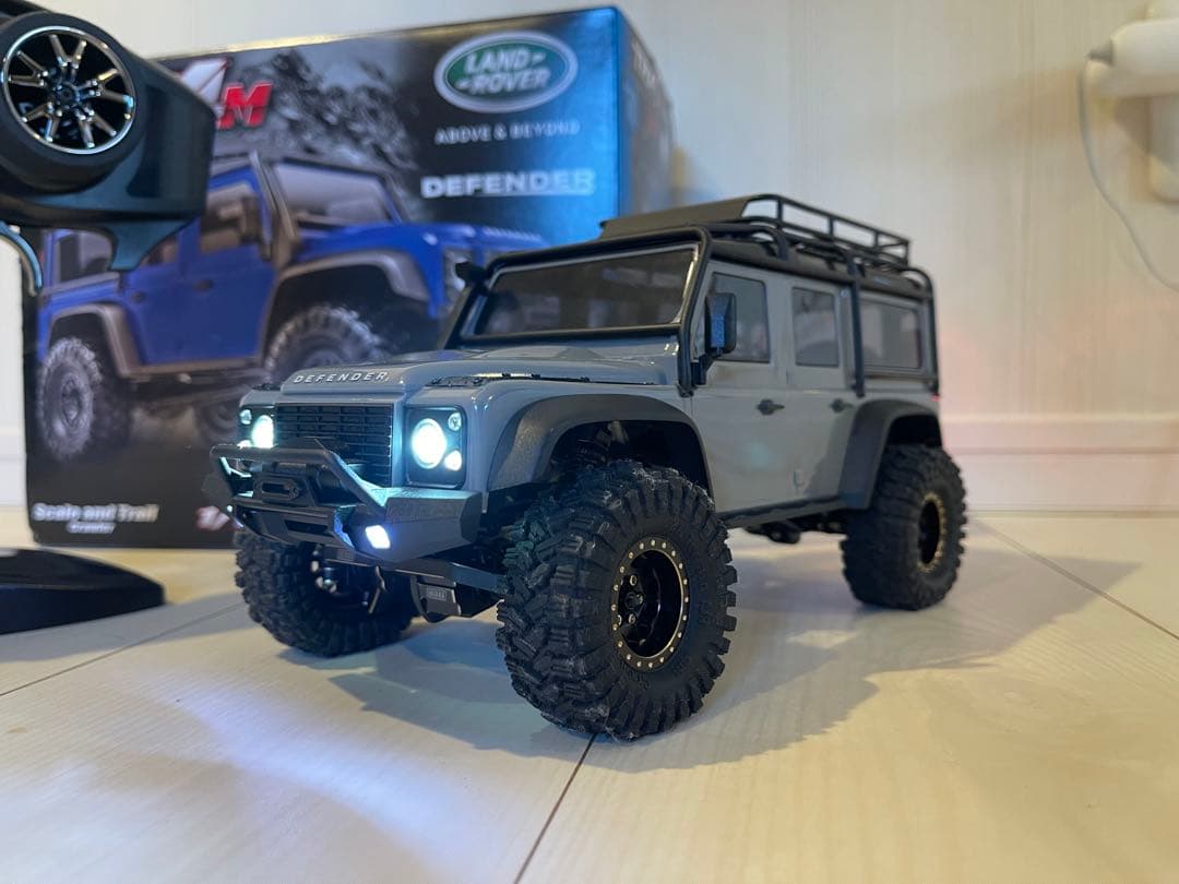トラクサス　TRX4M ディフェンダー　フルカスタム　美品　4×4