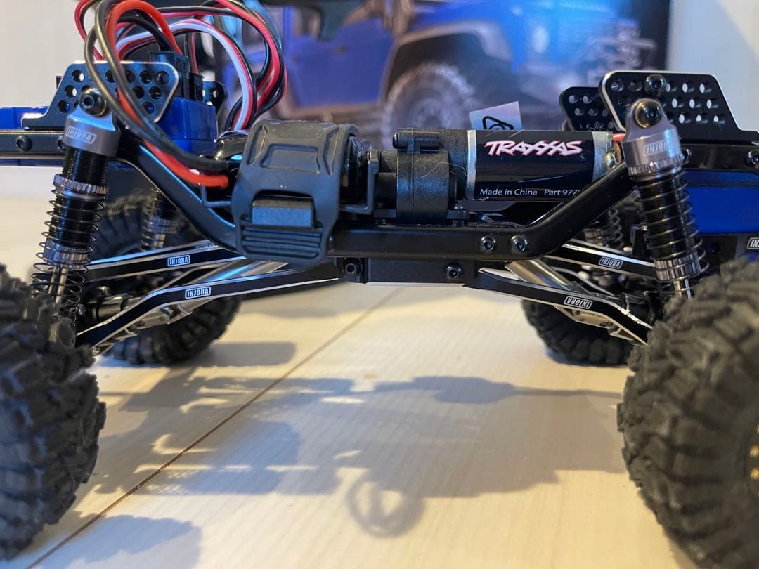 トラクサス　TRX4M ディフェンダー　フルカスタム　美品　4×4