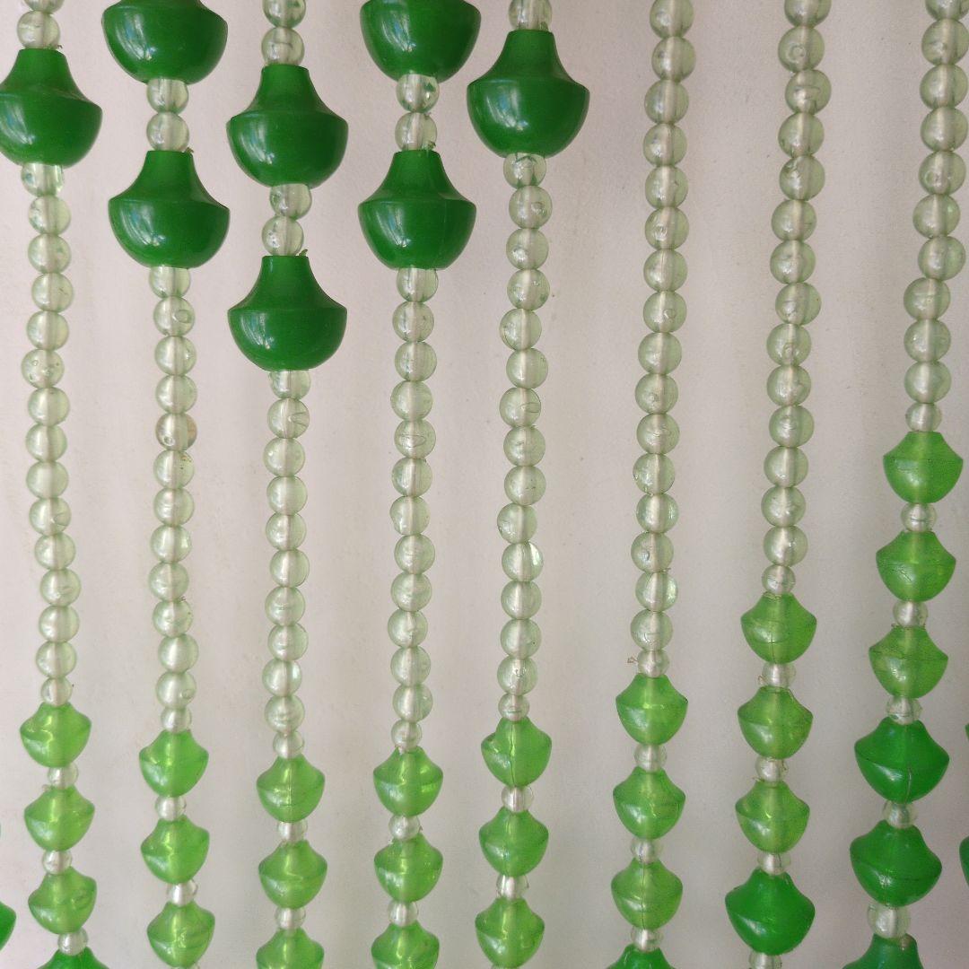 昭和レトロ緑色 珠のれん！