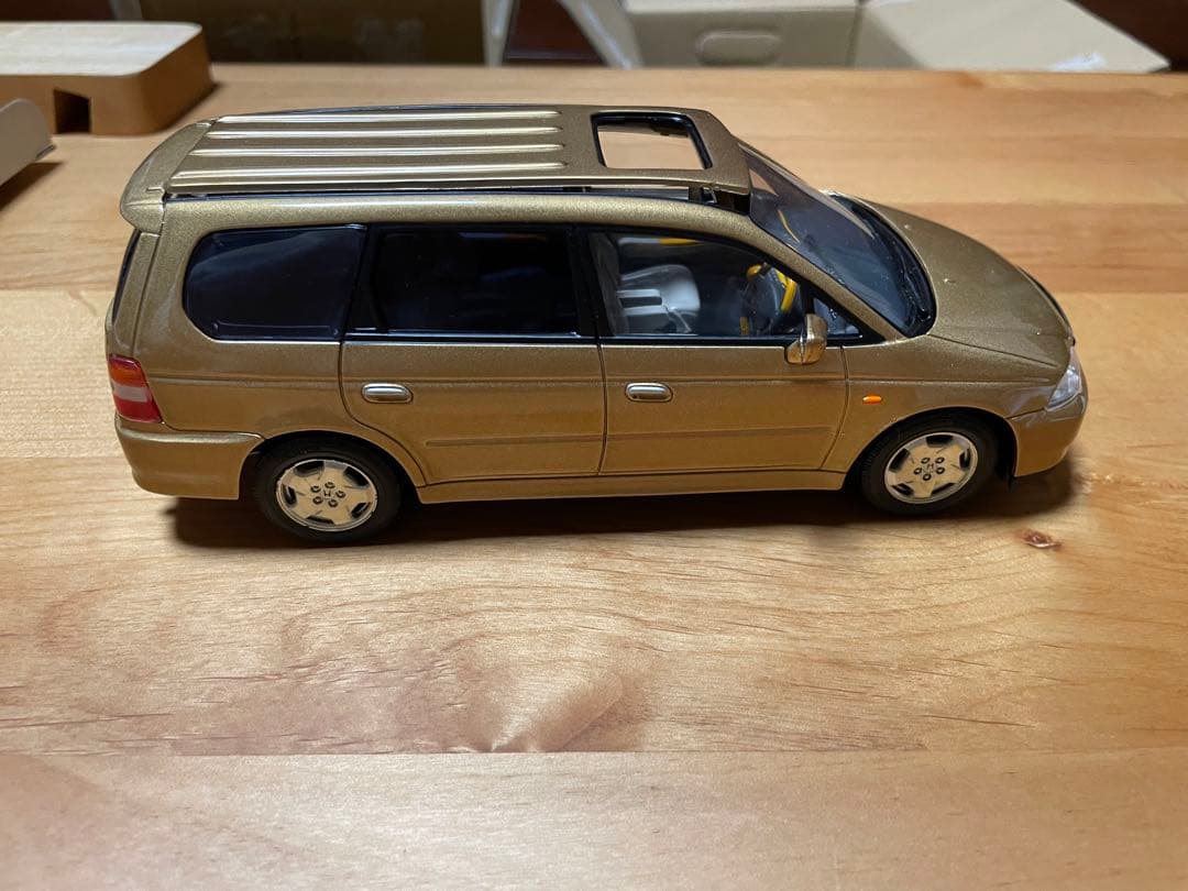 HONDA  金色オデッセイ