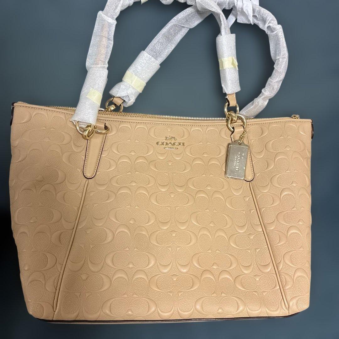 新品未使用COACH ベージュ ショルダーバッグ最終値下げ