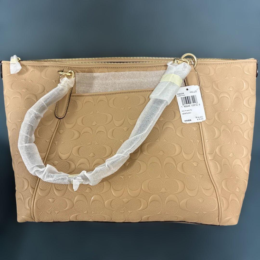 新品未使用COACH ベージュ ショルダーバッグ最終値下げ