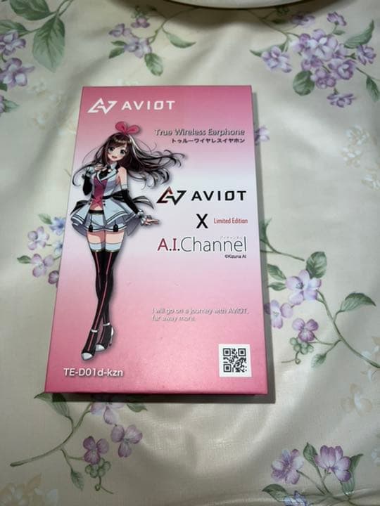 極美品　希少　キズナアイ×AVIOT  イヤホン　リミテッドバージョン