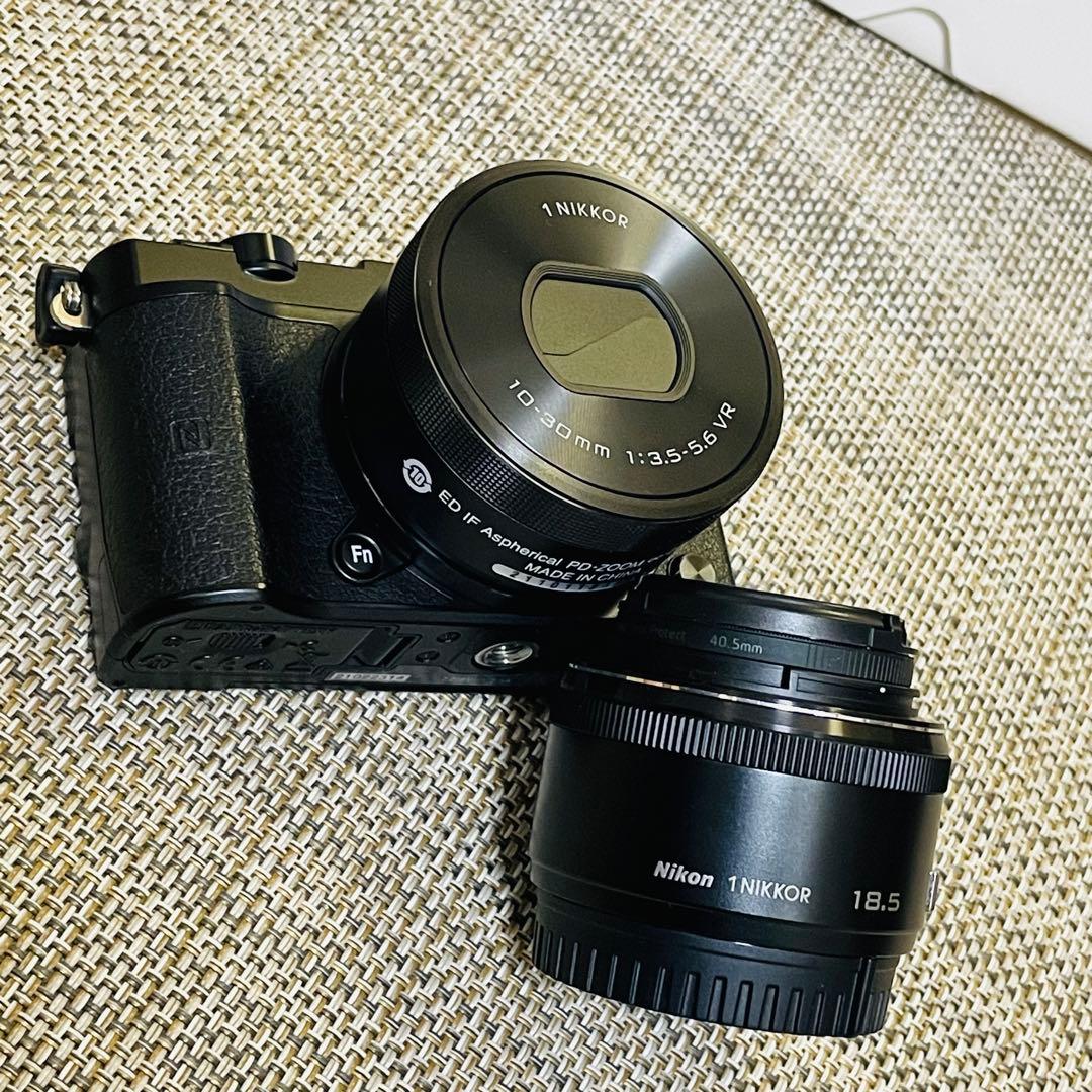 Nikon 1 J5 ミラーレス一眼 ダブルレンズキット 純正バッテリー2個付