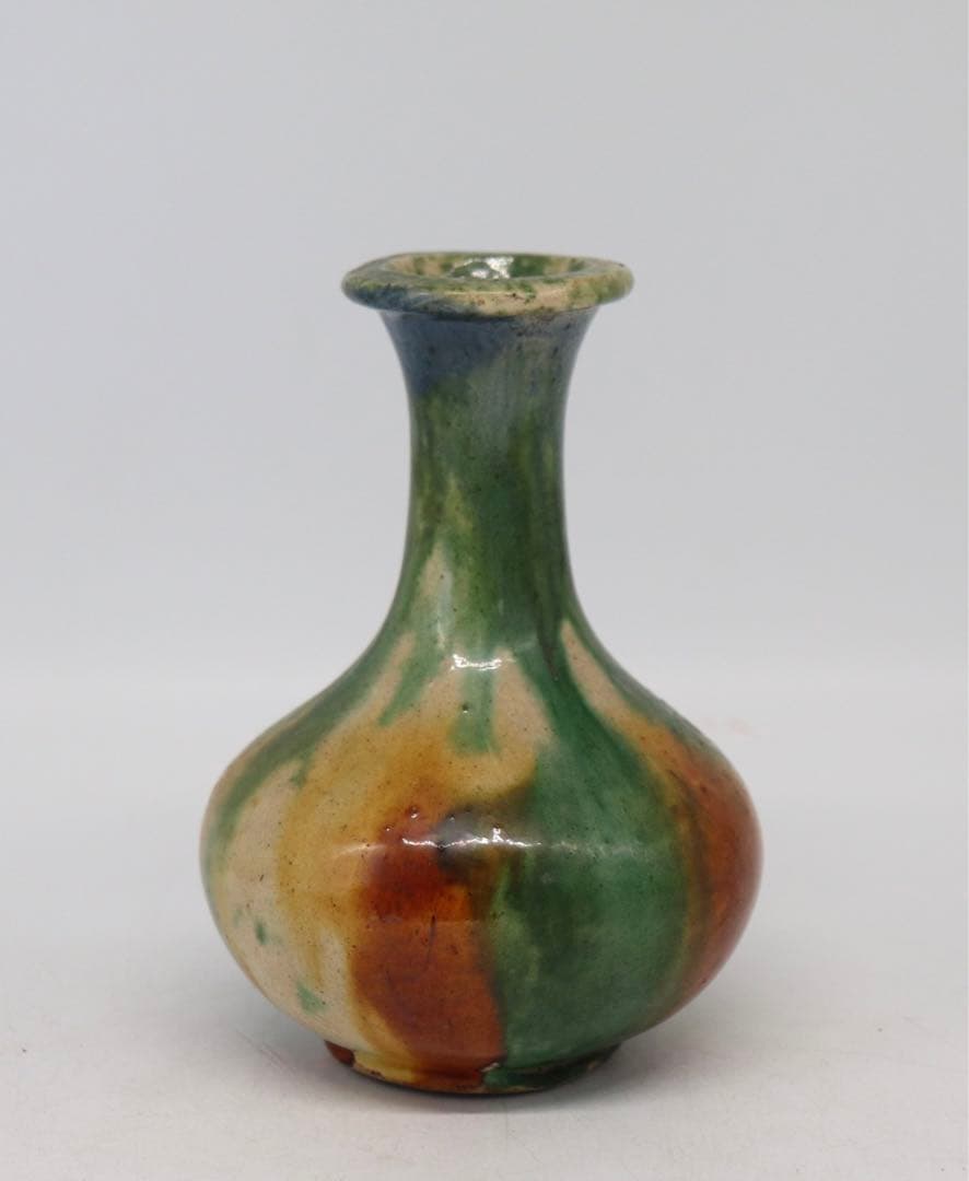 中国　唐三彩　瓶　アンティーク　送料込み1118