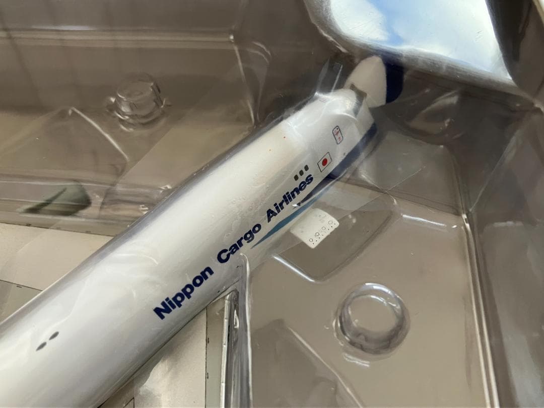 NCA B747-400F型 成田空港 210番スポット ジオラマセット