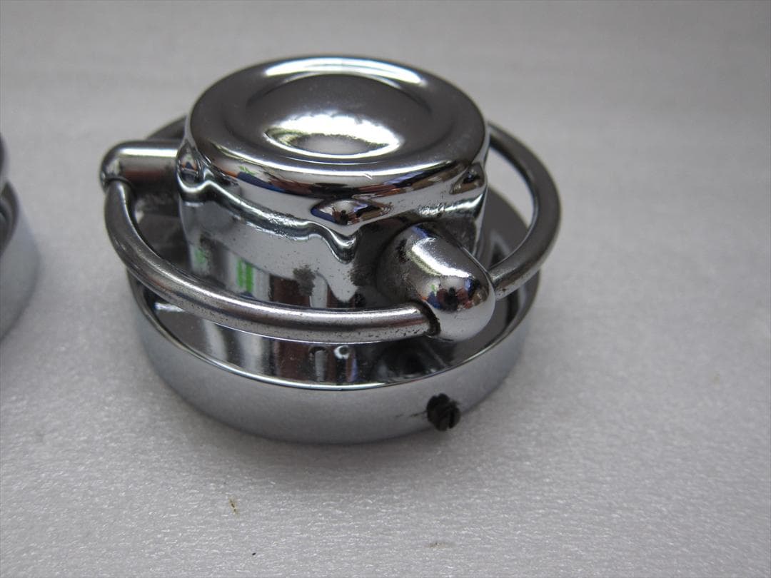 ガソリンタンクキャップカバー　ハーレーショベルFLHで使用してました。サザエ