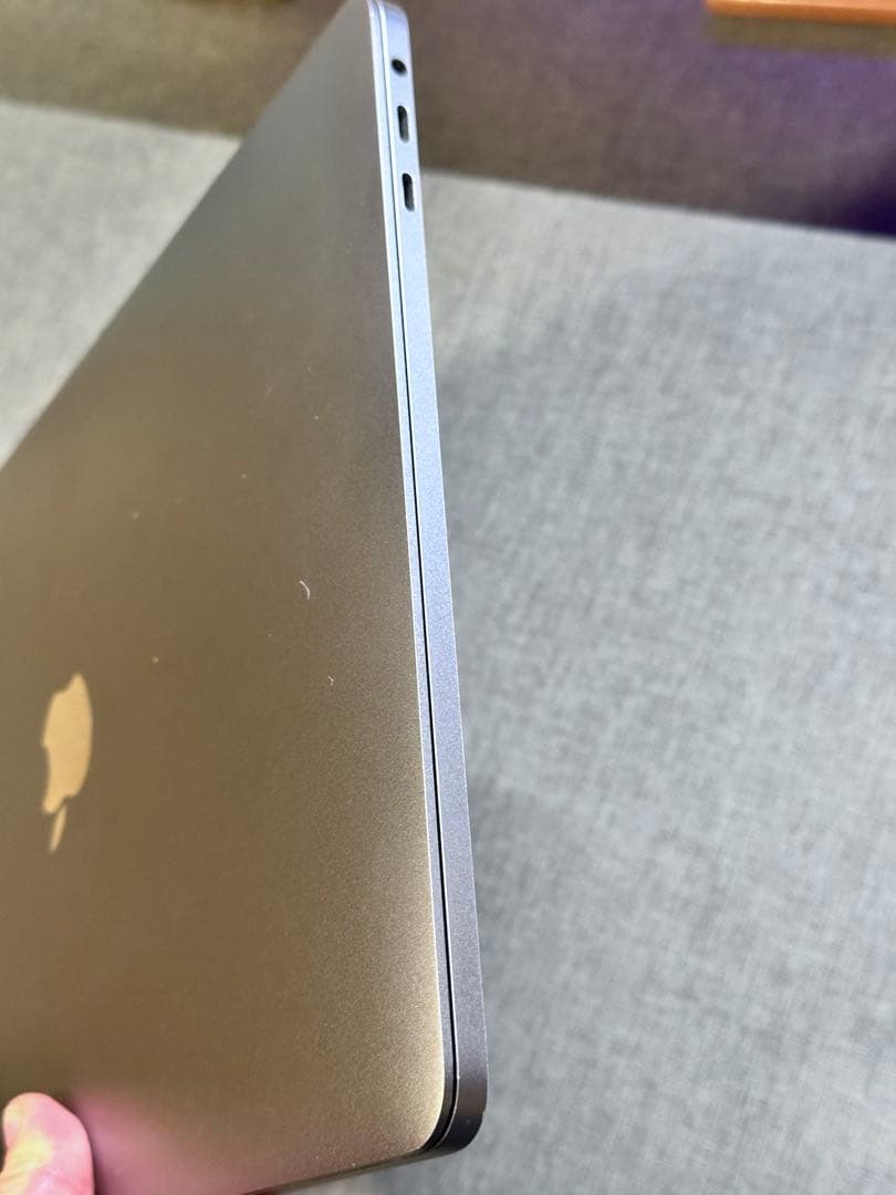 MacBook PRO 13インチ　i7-16-1TB office搭載