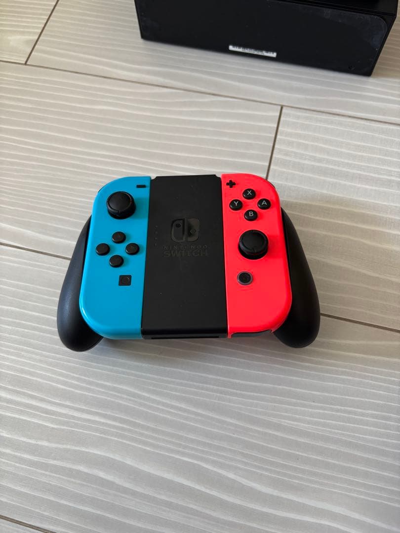 Nintendo Switch 有機EL ネオンブルー/ネオンレッド