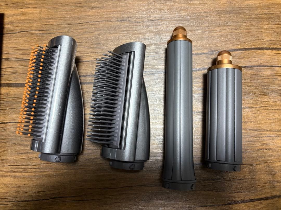 ダイソン　カールドライヤー