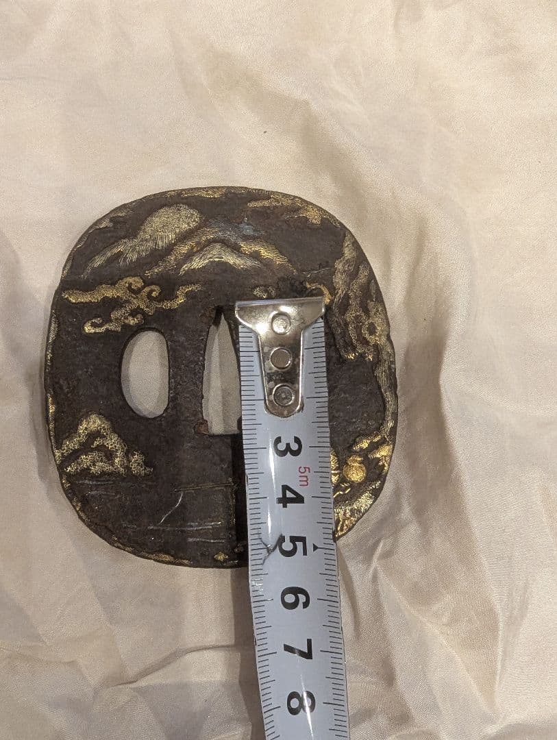 日本刀　鉄　鍔(つば)　鉄地鍔