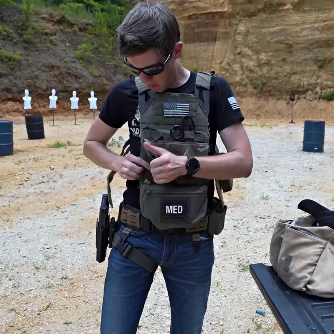 JPCセット 星条旗パッチとメディカルシザー以外は全て実物　T.REXARMS