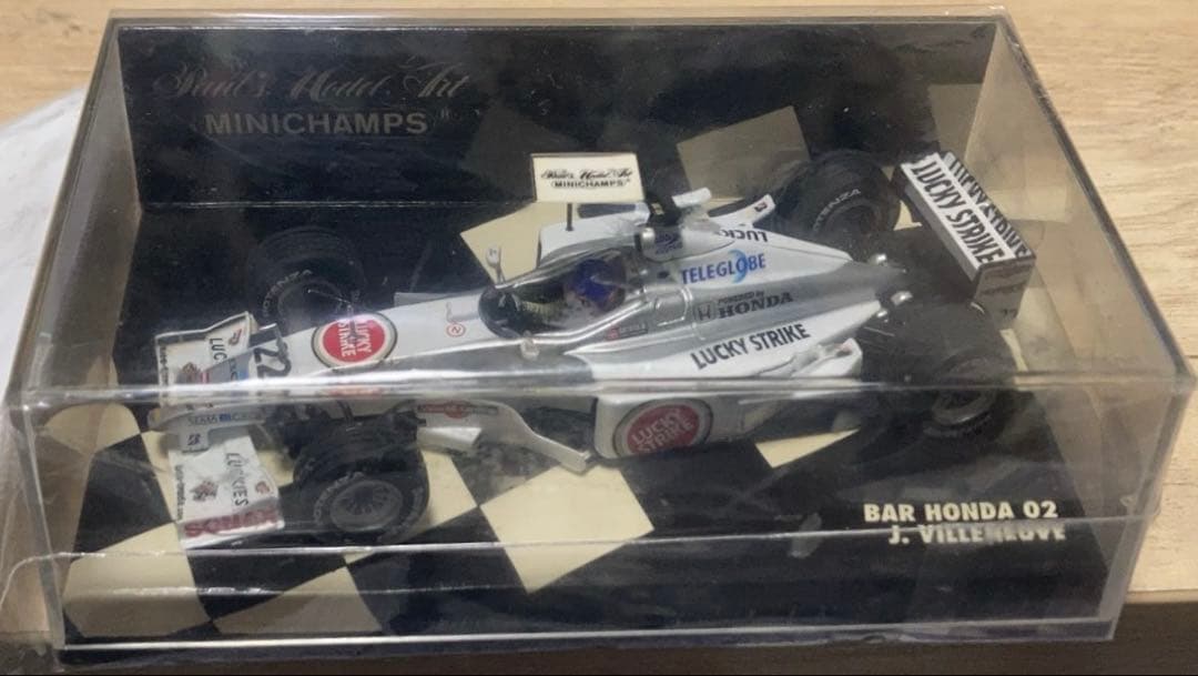 1/43 BAR 02 03 J.ヴィルヌーブ LUCKY STRIKE 2台