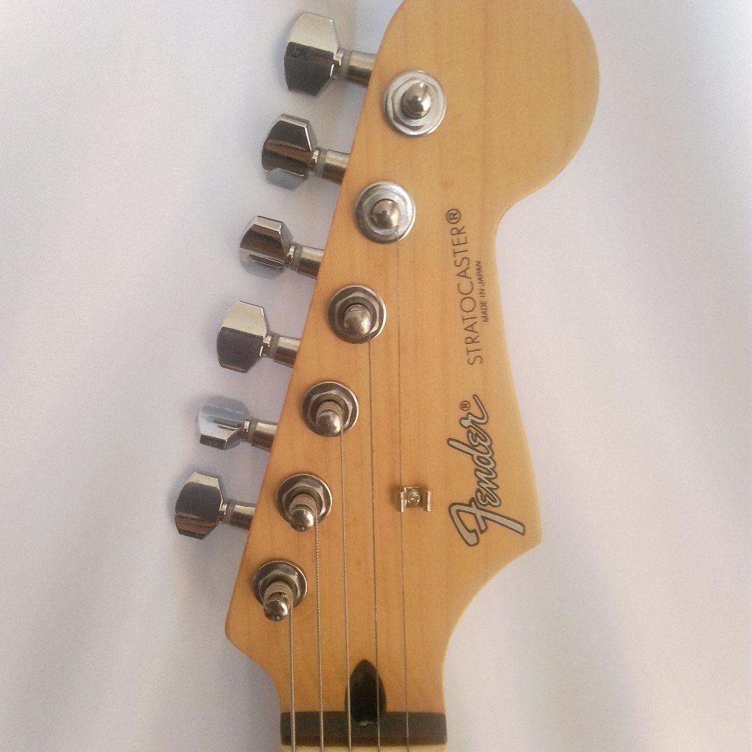 Fender Japan ストラトキャスター ケース付き 付属品あり