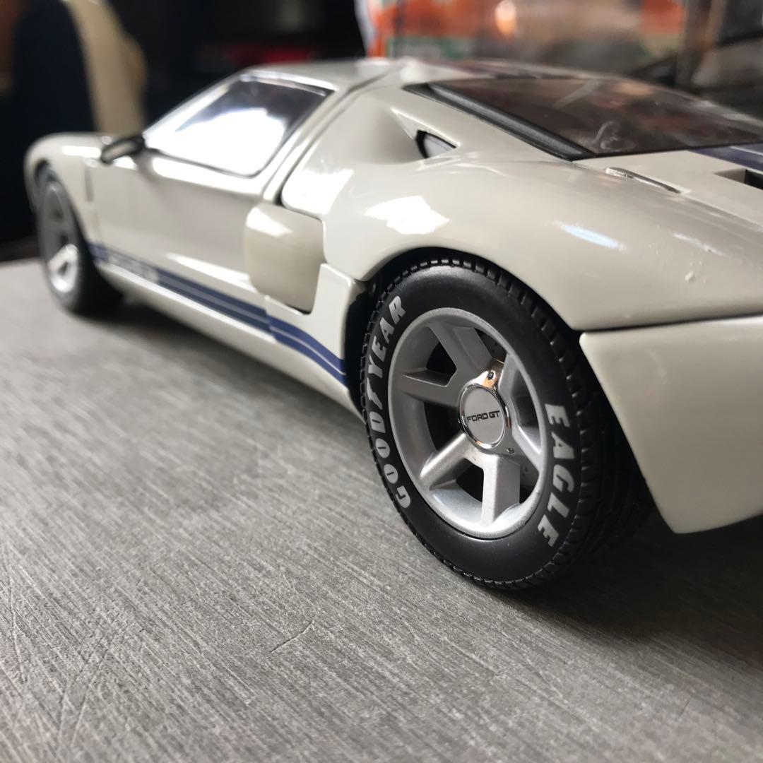 1/18 フォードGT