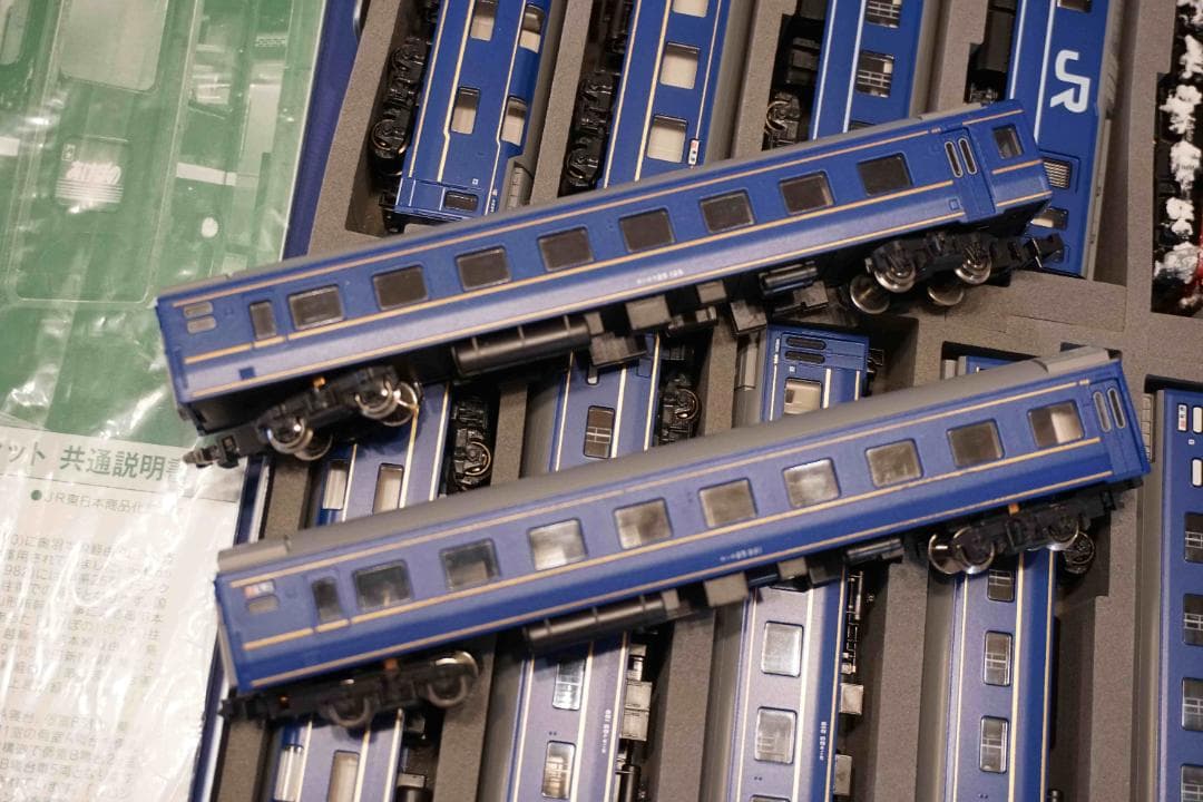 【室内灯付き】EF81 139　電気機関車+24系 あけぼの 12両編成