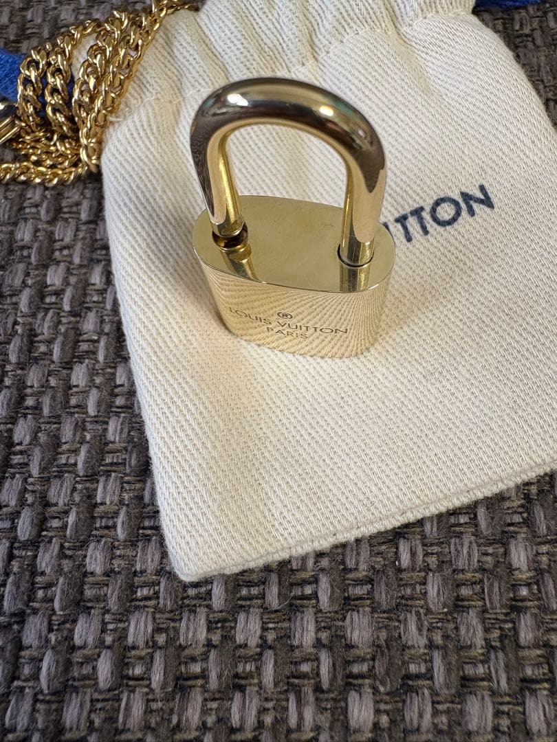 極美品ルイヴィトン パドロック カデナ ネックレス チェーン付き 南京錠677