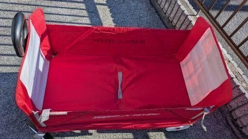 Radio Flyer カート 赤