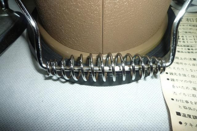 未使用に近い美品　タキイ和裁電化鏝　ランプ付　和裁こて　和裁コテ　　鏝２本付