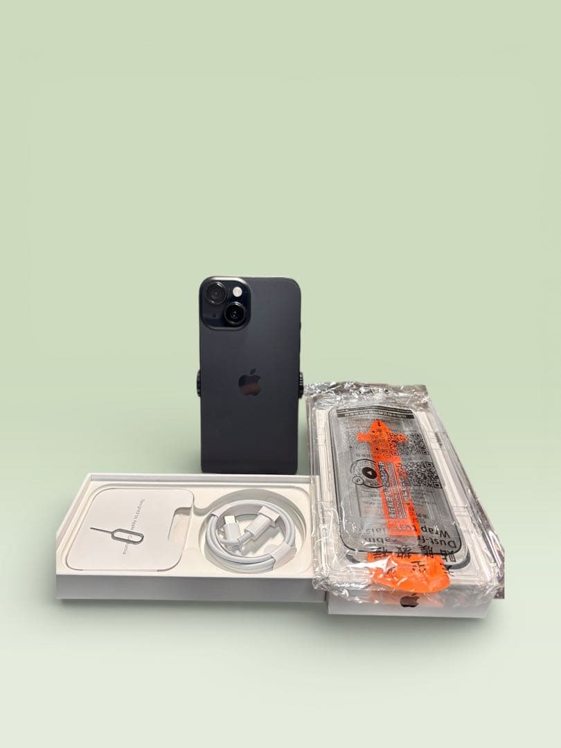 iPhone 15 ブラック 128GB バッテリー大容量100%