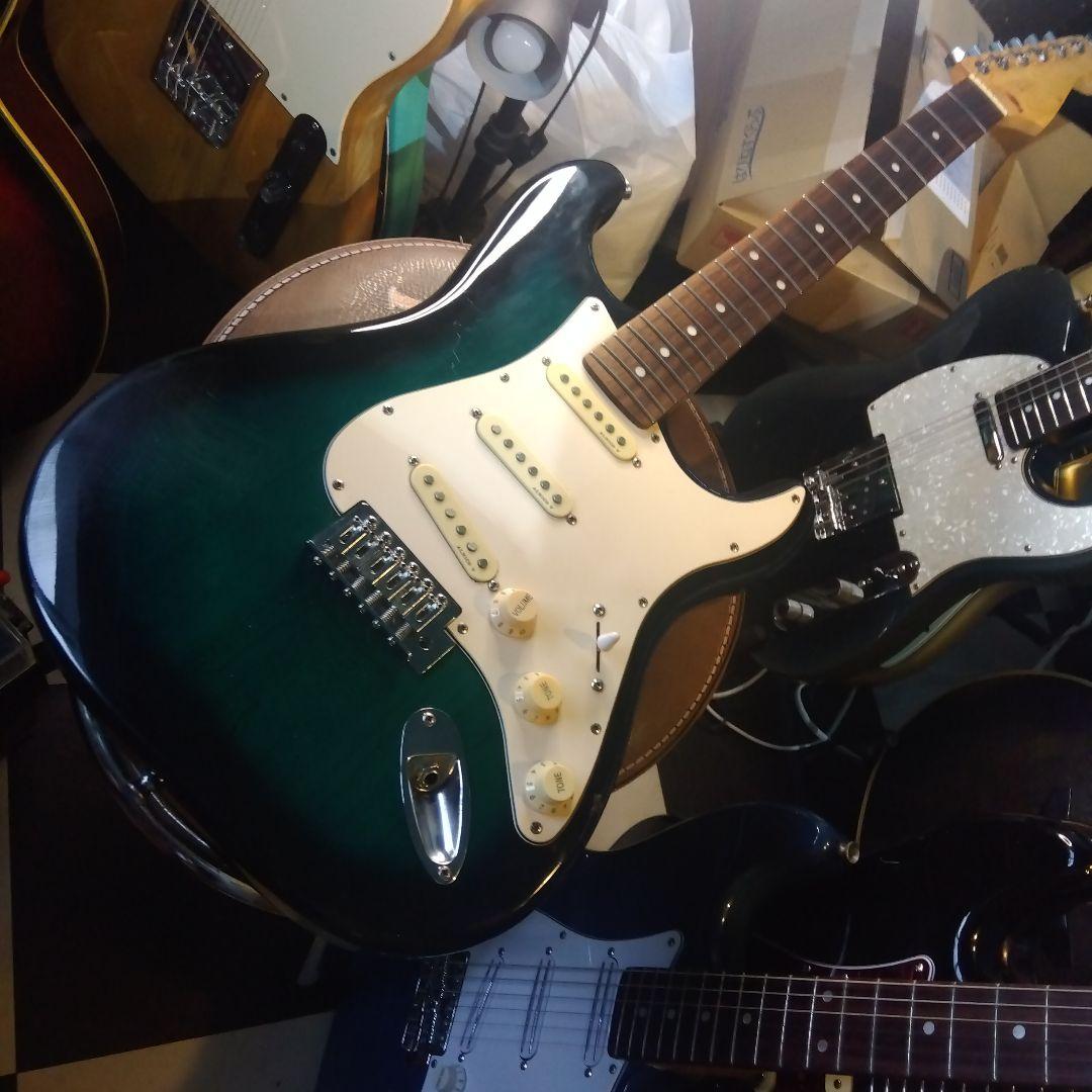 エレキギター 。ストラトタイプ…