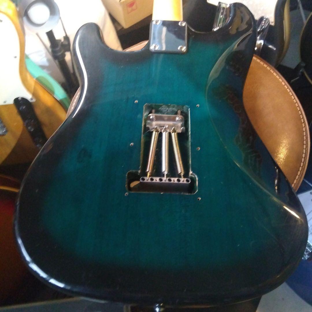 エレキギター 。ストラトタイプ…