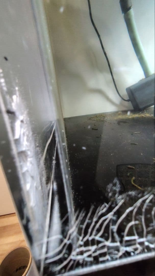 【送料込】大型アクリル水槽　1800×750×600（h）底面ブラック