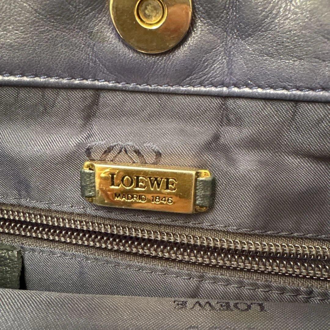 美品● ロエベ ショルダーバッグ 巾着 アナグラム ロゴ 紫レザー